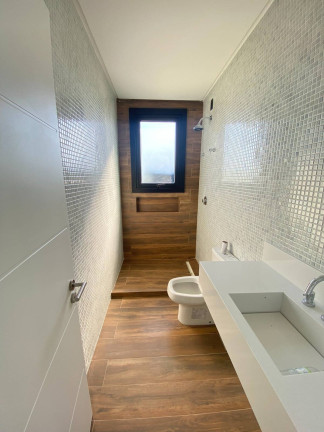 Imagem Casa à Venda, 536 m² em Marina - Xangri-lá Imagem Casa à Venda, 536 m² em Marina - Xangri-lá