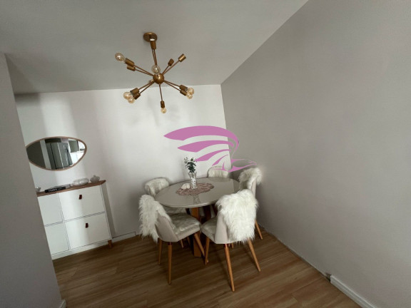 Imagem Imóvel com 3 Quartos à Venda, 62 m² em Portão - Curitiba