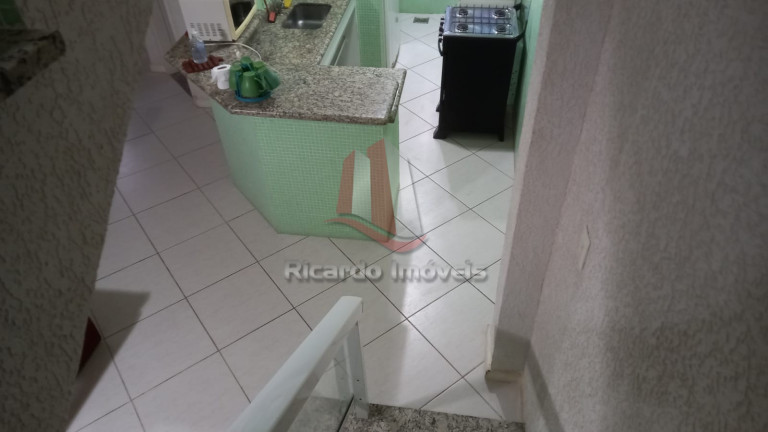 Imagem Imóvel com 2 Quartos à Venda, 80 m² em Peró - Cabo Frio