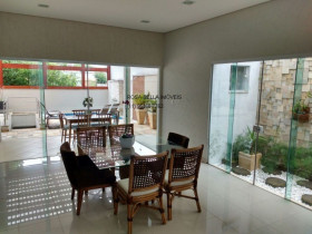 Casa de Condomínio com 3 Quartos à Venda, 370 m² em Jardim Planalto - Jundiaí