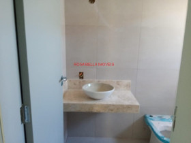 Sobrado com 4 Quartos à Venda, 250 m² em Jardim Ermida - Jundiaí