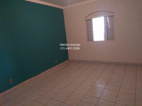Imóvel com 4 Quartos à Venda, 183 m² em Jardim Das Tulipas - Jundiaí