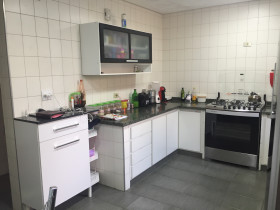 Casa com 3 Quartos à Venda, 212 m² em Vila Anglo Brasileira - São Paulo