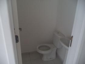 Sala Comercial à Venda, 32 m² em Perdizes - São Paulo