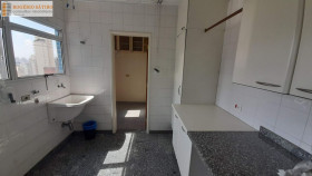 Apartamento com 4 Quartos para Alugar, 156 m² em Jardim Vila Mariana - São Paulo