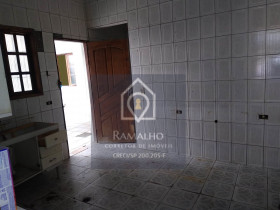 Imóvel Comercial à Venda, 230 m² em Baln. Gaivota - Itanhaém