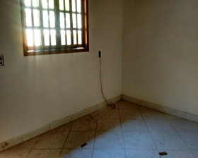 Casa com 2 Quartos à Venda, 80 m² em Paiol De Pólvora - Nilópolis