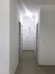Imóvel com 3 Quartos para Alugar, 70 m² em Jardim Graziela - Barueri