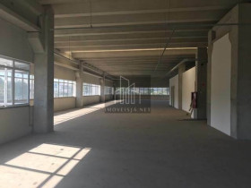 Imóvel Comercial à Venda, 2.822 m² em Tamboré - Barueri