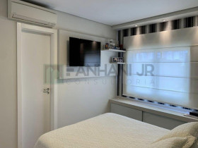 Imóvel com 4 Quartos à Venda, 233 m² em Vila Nova Conceição - São Paulo