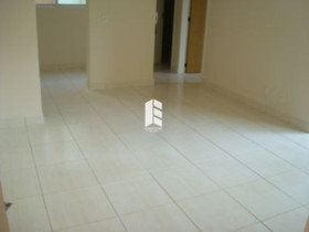 Apartamento com 3 Quartos à Venda,  em Nossa Senhora Medianeira - Santa Maria