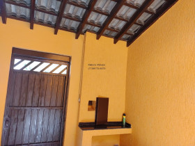 Imóvel com 3 Quartos à Venda,  em Vila Jeriva - Várzea Paulista