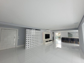 Apartamento com 3 Quartos para Alugar, 268 m² em Chácara Klabin  - São Paulo