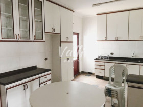 Sobrado com 3 Quartos à Venda, 180 m² em Parque Gramado - Americana