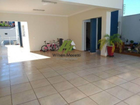 Casa com 3 Quartos à Venda, 290 m² em Jardim Colônia - Jundiaí