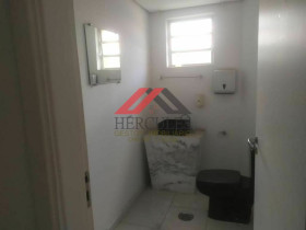 Sobrado com 12 Quartos à Venda, 280 m² em Pacaembu - São Paulo