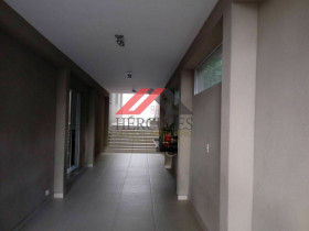 Casa com 4 Quartos à Venda, 260 m² em Jardim Da Saúde - São Paulo
