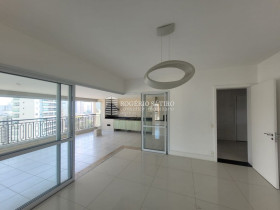 Apartamento com 4 Quartos para Alugar, 250 m² em Vila Mariana - São Paulo