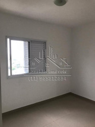 Imóvel com 3 Quartos para Alugar, 70 m² em Jardim Graziela - Barueri