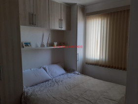 Apartamento com 2 Quartos à Venda, 54 m² em Vila Nova Esperia - Jundiaí