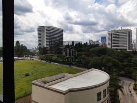 Sala Comercial à Venda, 557 m² em Alphaville Industrial - Barueri