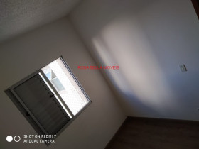 Apartamento com 2 Quartos à Venda, 47 m² em Colonia - Jundiaí