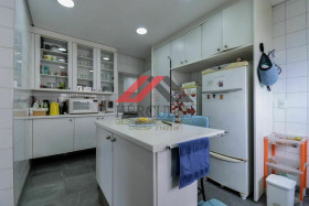 Cobertura com 3 Quartos à Venda, 280 m² em Pacaembu - São Paulo