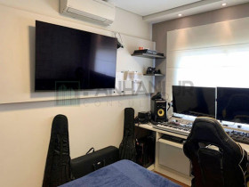 Imóvel com 4 Quartos à Venda, 233 m² em Vila Nova Conceição - São Paulo