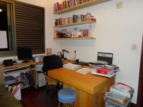 Imóvel com 4 Quartos para Alugar, 150 m² em Santa Efigênia - Belo Horizonte