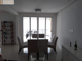 Apartamento com 3 Quartos para Alugar, 250 m² em Vila Mariana - São Paulo