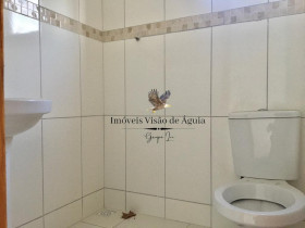 Sobrado com 3 Quartos à Venda,  em Cidade Industrial - Curitiba
