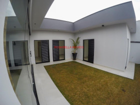 Casa com 3 Quartos à Venda, 100 m² em Jardim Ermida Ii - Jundiaí
