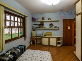 Casa com 4 Quartos à Venda,  em Bosque Da Saúde - São Paulo