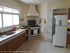 Casa com 4 Quartos à Venda, 512 m² em Interlagos - São Paulo