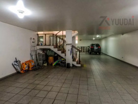 Casa com 4 Quartos à Venda,  em Bosque Da Saúde - São Paulo