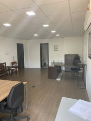 Imóvel Comercial à Venda ou Locação, 50 m² em Vila Hamburguesa - São Paulo
