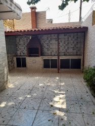 Sobrado com 3 Quartos à Venda,  em Vila Liberdade - Jundiaí