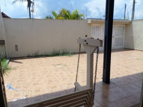 Casa com 3 Quartos à Venda, 160 m² em Jequitiba - Itanhaem