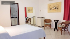 Casa com 7 Quartos à Venda, 2.000 m²