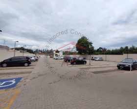 Imóvel com 2 Quartos à Venda, 61 m² em Núcleo Santa Isabel - Hortolândia