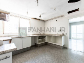Imóvel com 4 Quartos à Venda, 490 m² em Jardim Paulistano - São Paulo