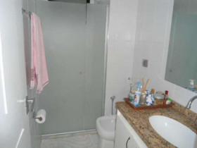 Apartamento com 2 Quartos à Venda, 90 m² em Candeal - Salvador