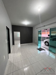 Casa com 3 Quartos à Venda, 469 m² em São Marcos - Joinville