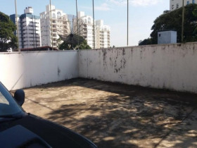 Imóvel à Venda, 350 m² em Jardim Ana Maria - Jundiaí