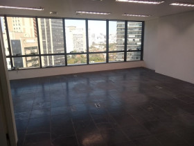 Imóvel Comercial para Alugar, 64 m² em Pinheiros - São Paulo