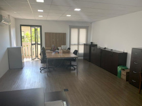 Imóvel Comercial à Venda ou Locação, 50 m² em Vila Hamburguesa - São Paulo