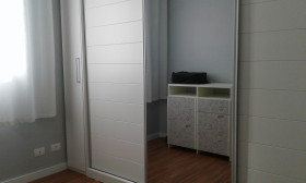 Imóvel com 2 Quartos para Alugar, 52 m² em Vila Bertioga - São Paulo