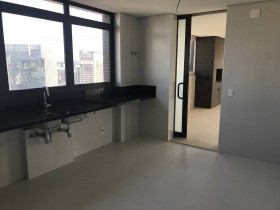 Imóvel com 3 Quartos à Venda, 322 m² em Vila Olímpia - São Paulo