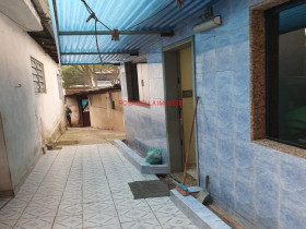 Casa com 4 Quartos à Venda, 300 m² em Vila Renato (zona Leste) - São Paulo
