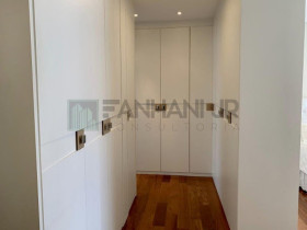 Imóvel com 4 Quartos à Venda, 233 m² em Vila Nova Conceição - São Paulo